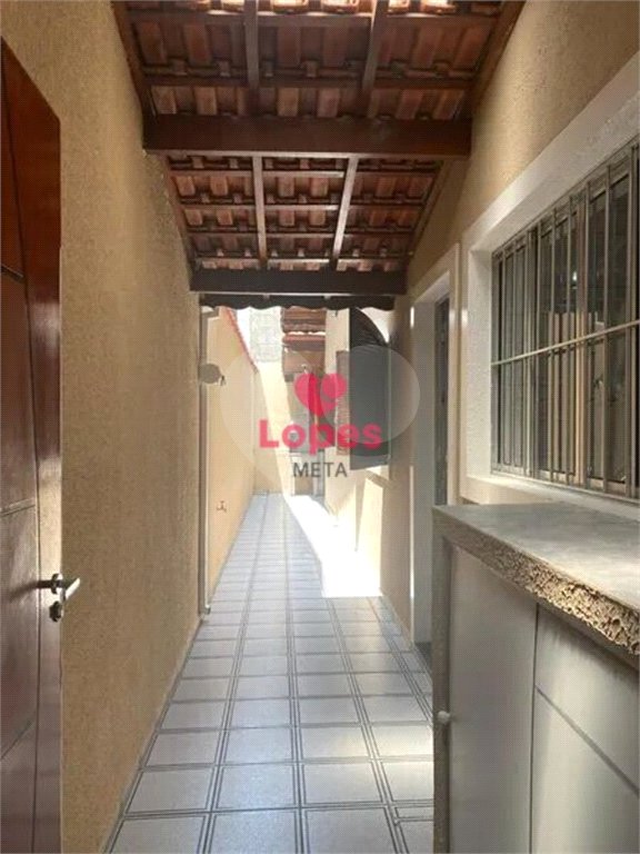 Casa à venda com 3 quartos, sendo 1 suíte, em Jardim das Indústrias, São José dos Campos, SP
