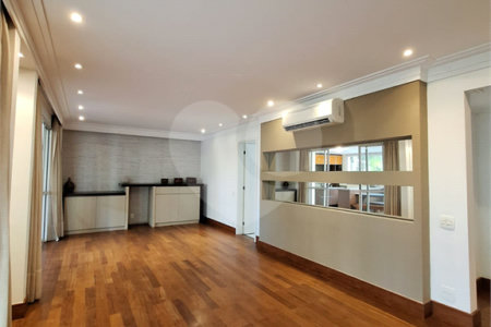Apartamento à venda com 4 quartos, sendo 3 suítes,  em Vila Gertrudes, São Paulo, SP