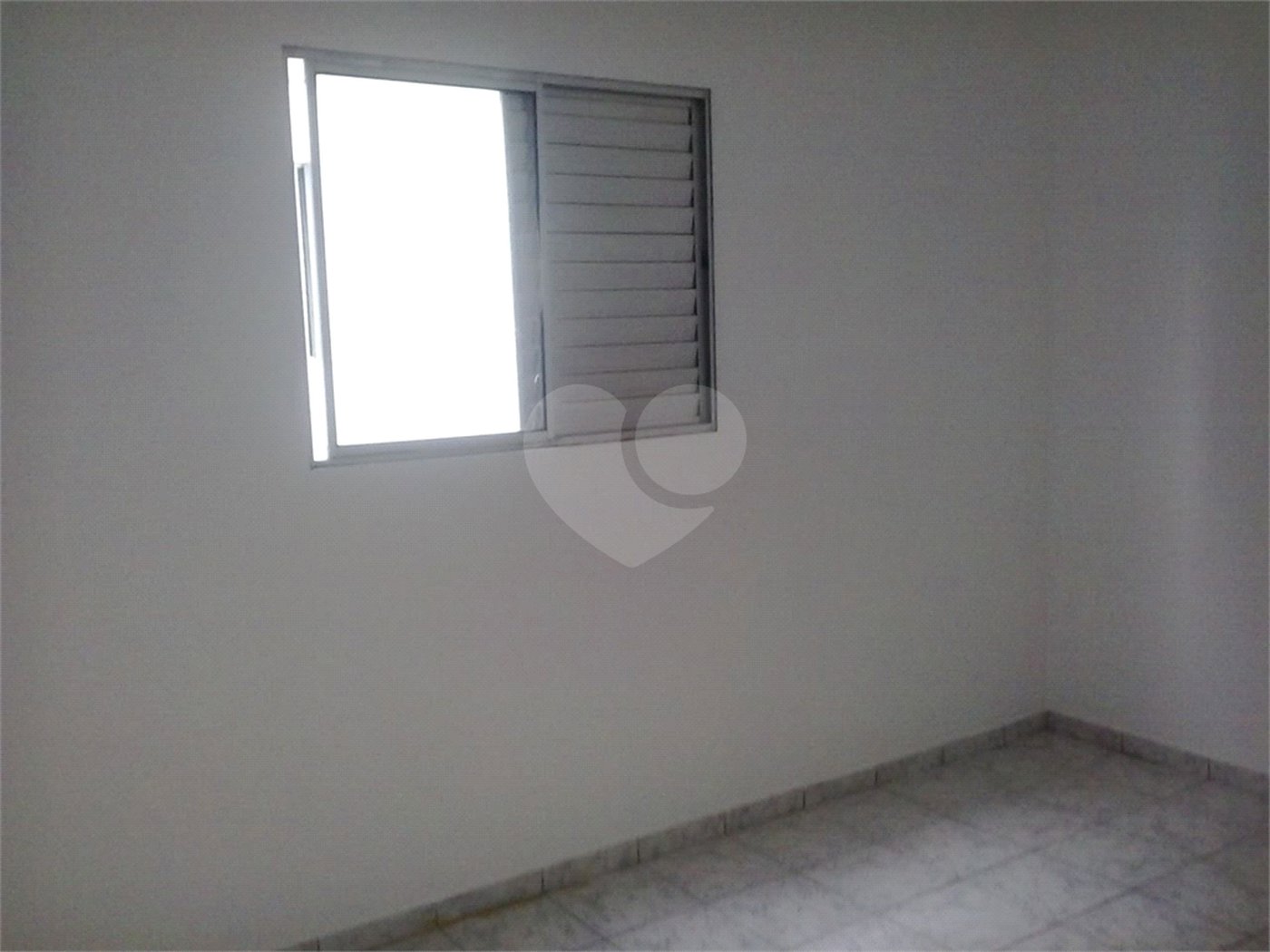 Apartamento à venda com 2 quartos em Vila Perracini, Poá, SP