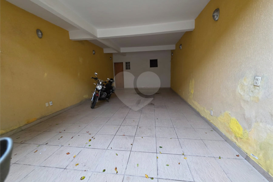 Sobrado à venda com 3 quartos em Vila Rica, São Paulo, SP