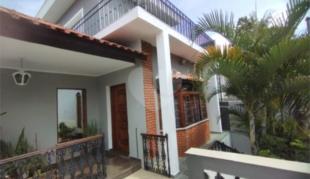 Casa à venda com 3 quartos, sendo 1 suíte,  em Vila Gustavo, São Paulo, SP