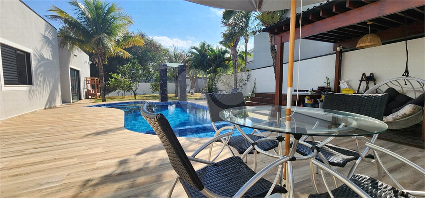 Casa à venda com 5 suítes no condomínio Portal da Vila Rica, Itu - SP