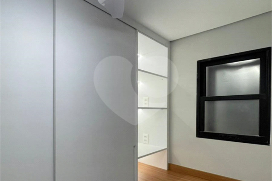 Apartamento à venda ou para alugar com 3 quartos, sendo 1 suíte, em Barra Funda, São Paulo, SP