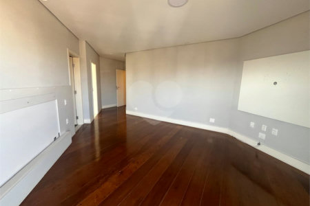 Apartamento à venda com 3 suítes no Centro, Sorocaba, SP