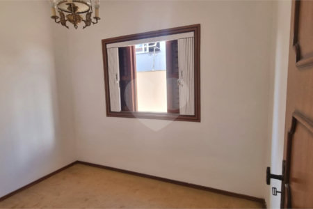 Casa Térrea à venda com 3 quartos, sendo 2 suítes, em Jardim São Paulo(zona Norte), São Paulo, SP