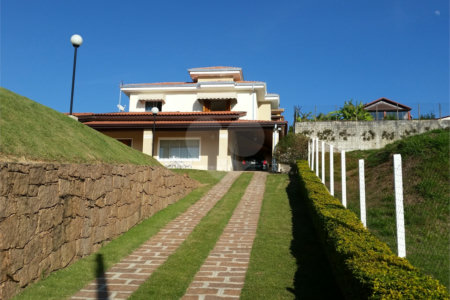 Casa à venda com 3 quartos, sendo 1 suíte, no condomínio Jardim do Ribeirão 1, Itupeva - SP