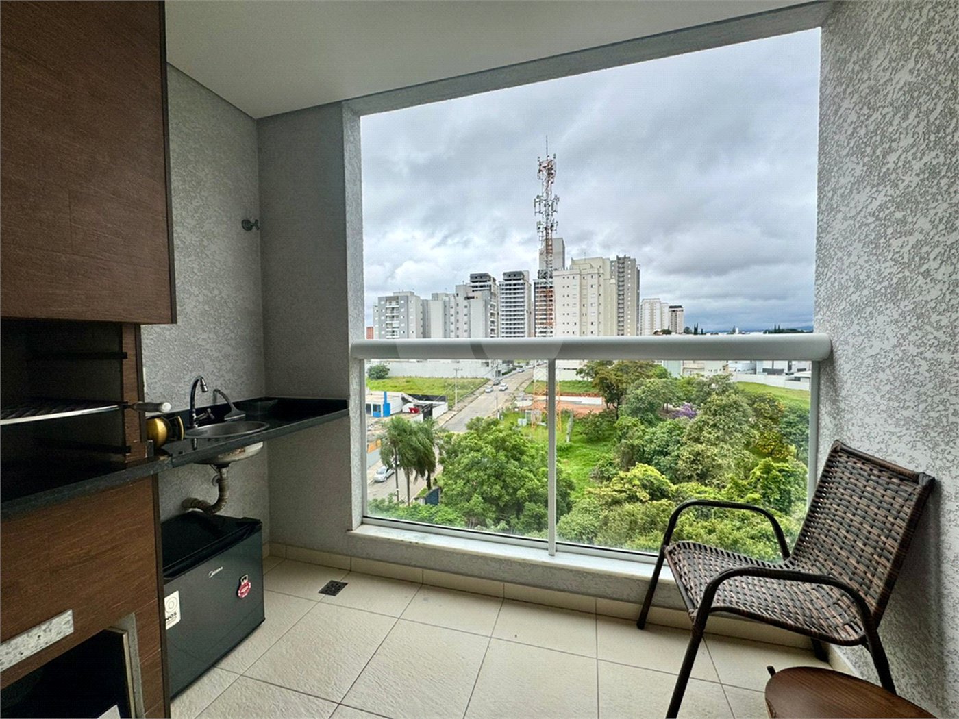 Apartamento à venda com 3 quartos, sendo 1 suíte, em Parque Campolim, Sorocaba, SP