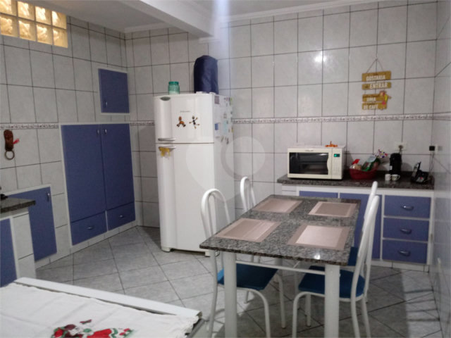 Sobrado à venda com 3 quartos no Brasilândia, São Paulo, SP