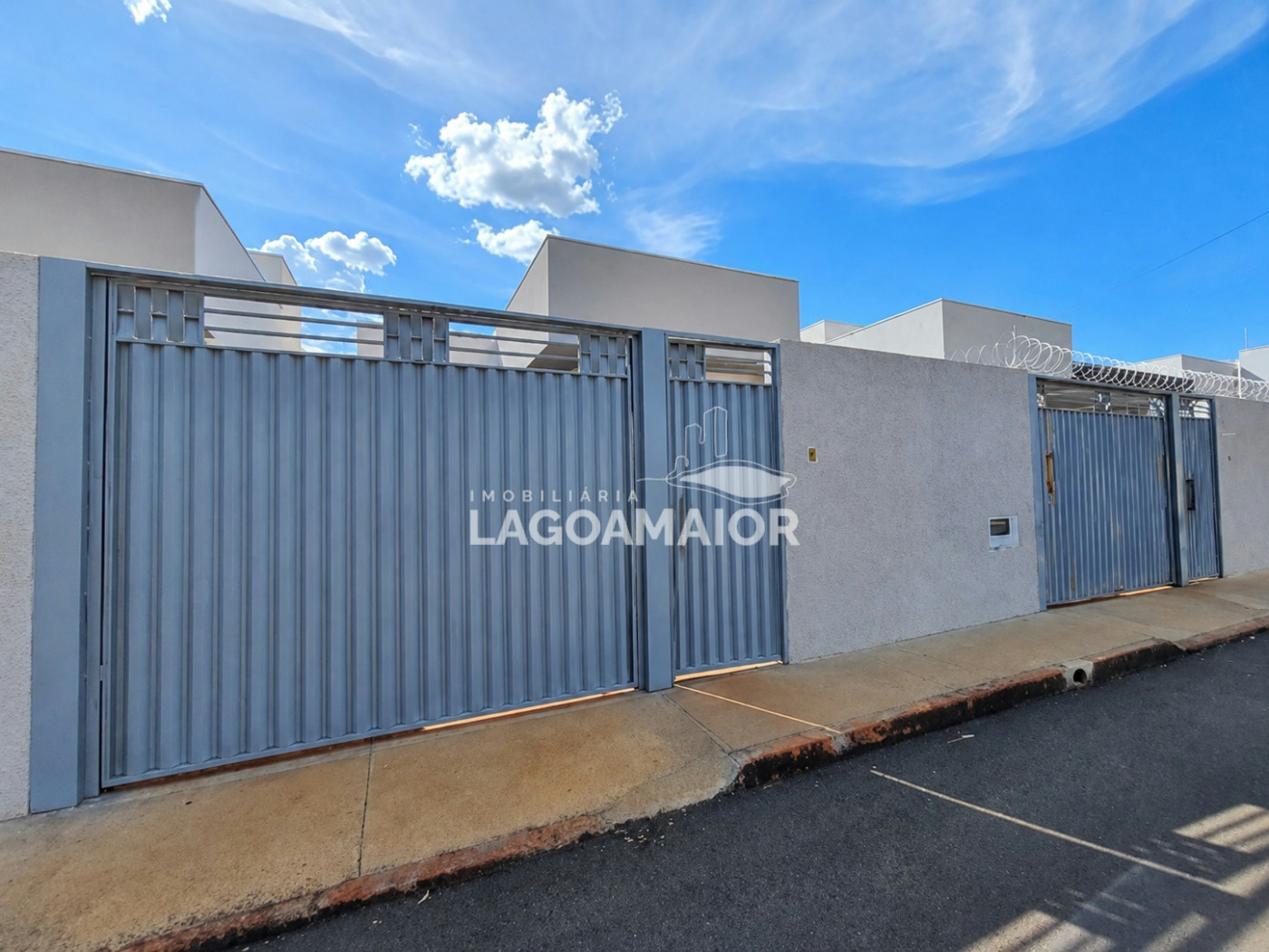 Casa à venda com 2 quartos, sendo 1 suíte,  em Jardim dos Ipes, Três Lagoas, MS