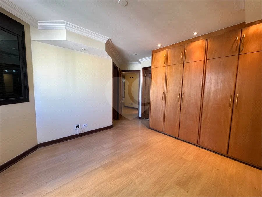 Apartamento à venda com 4 quartos, sendo 3 suítes, em Santana, São Paulo, SP