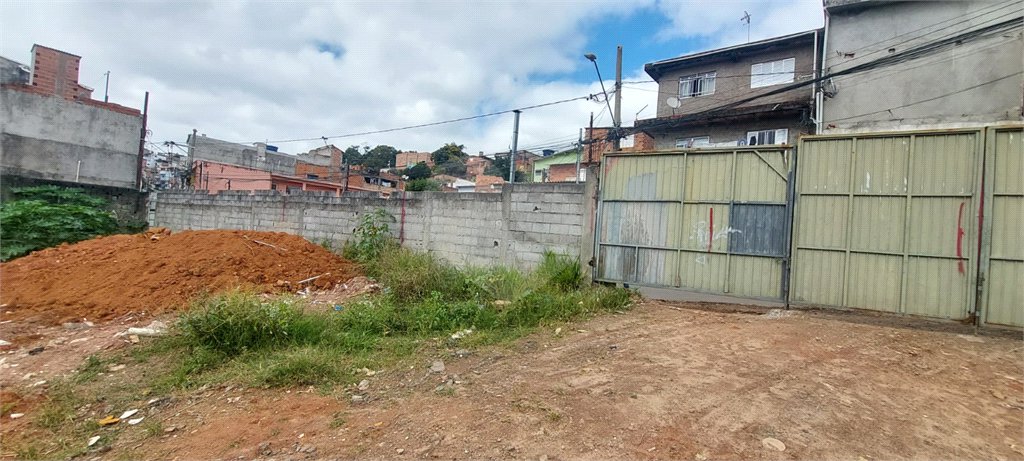 Terreno à venda em Guaianazes, São Paulo, SP