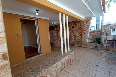 Casa à venda com 3 quartos, sendo 2 suítes,  no Centro, Itapetininga, SP