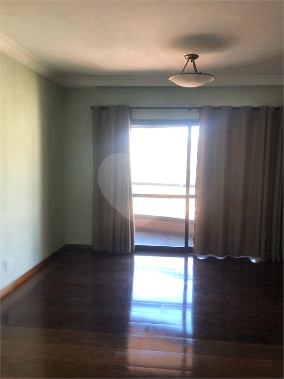 Apartamento à venda com 3 quartos, sendo 1 suíte,  em Perdizes, São Paulo, SP