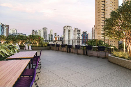 Apartamento à venda com 2 suítes em Santo Amaro, São Paulo, SP
