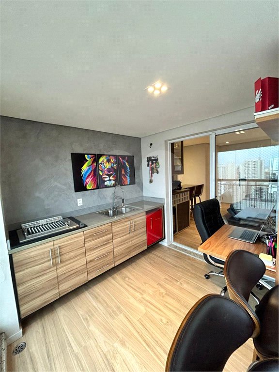 Apartamento à venda com 2 quartos, sendo 1 suíte, em Parque Reboucas, São Paulo, SP