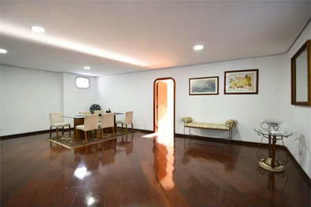 Apartamento à venda com 4 quartos, sendo 2 suítes, em Brooklin Paulista, São Paulo, SP