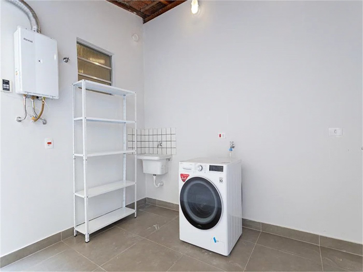 Apartamento à venda com 4 quartos, sendo 1 suíte, em Pinheiros, São Paulo, SP