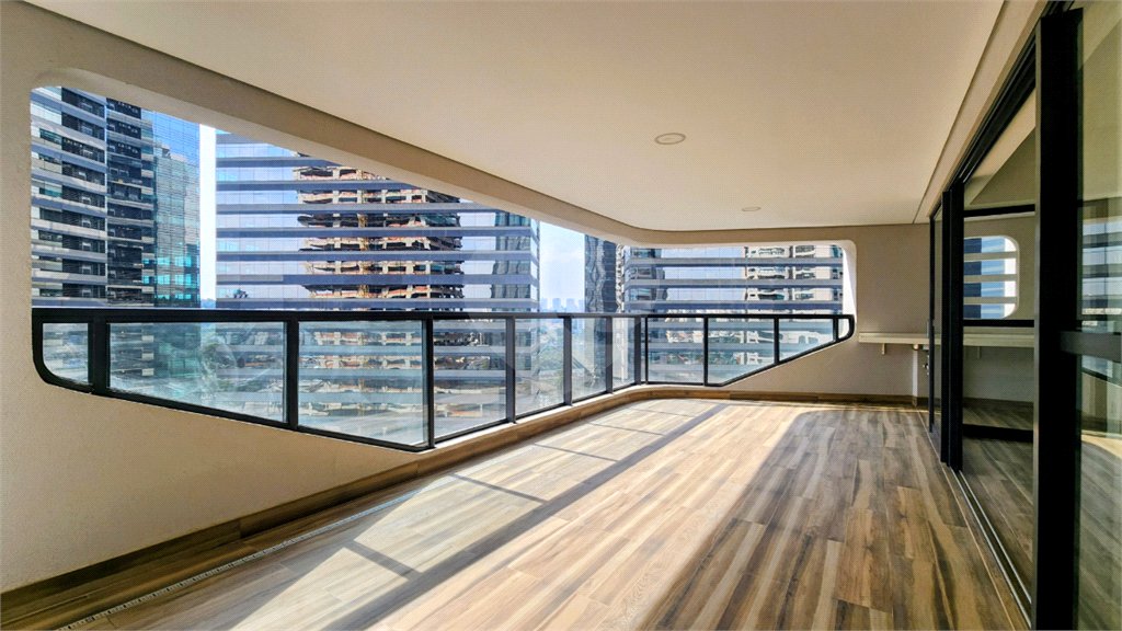 Apartamento à venda com 3 suítes em Chácara Santo Antônio (zona Sul), São Paulo, SP