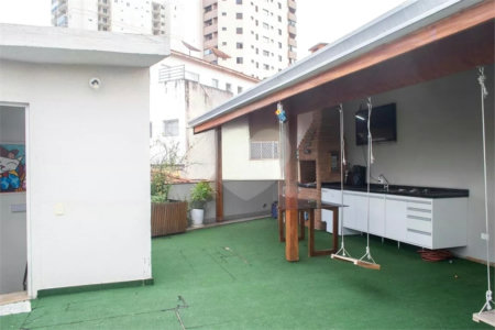 Casa à venda com 3 suítes em Chora Menino, São Paulo, SP