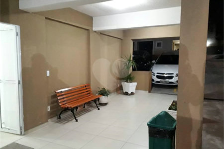 Apartamento à venda com 3 quartos, sendo 1 suíte, em Parque Reboucas, São Paulo, SP