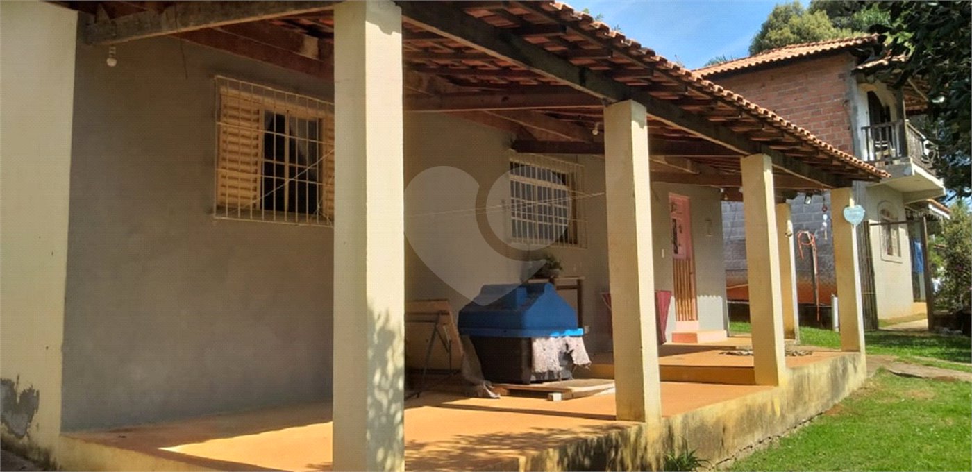 Casa Térrea à venda com 2 quartos em Chácara Real (caucaia do Alto), Cotia, SP