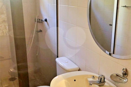 Casa à venda com 4 quartos, sendo 2 suítes, no condomínio Estância Marambaia, Vinhedo - SP