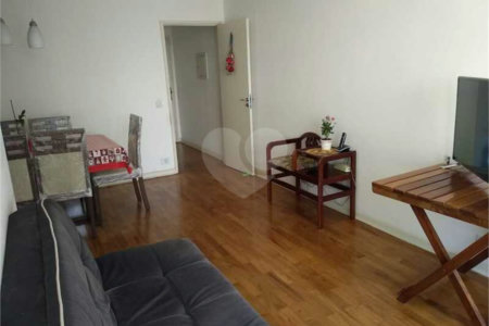 Apartamento à venda com 3 quartos, sendo 1 suíte, em Pinheiros, São Paulo, SP