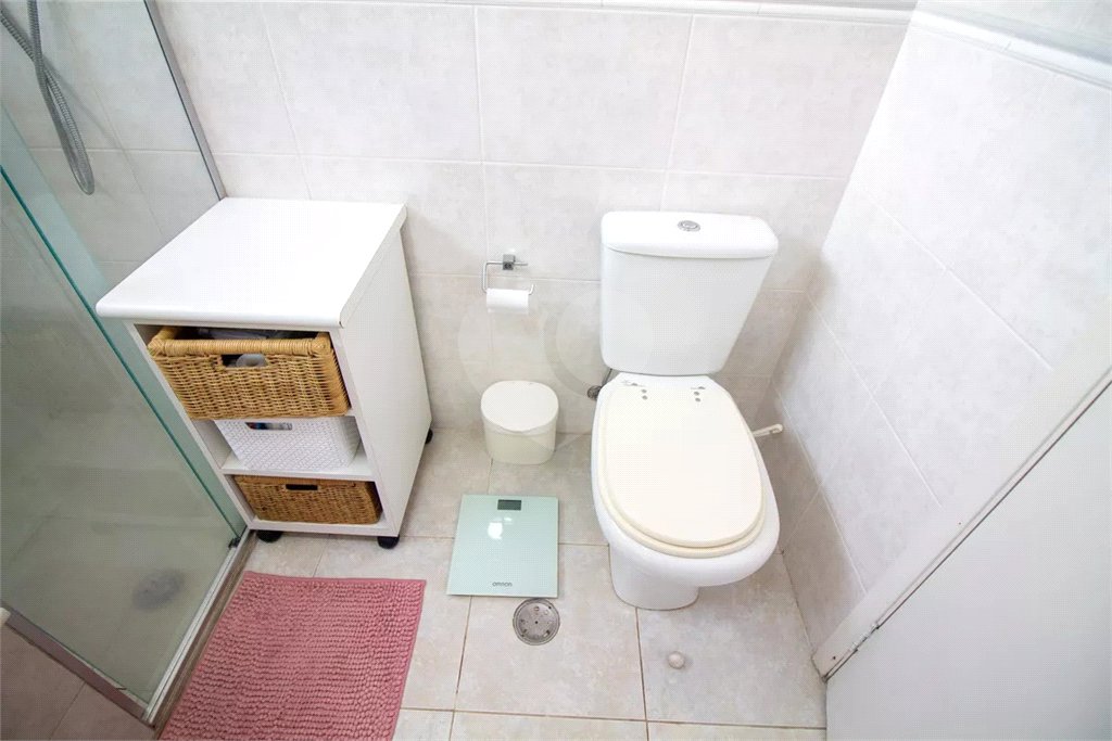 Casa à venda com 4 quartos, sendo 3 suítes, no condomínio Residencial Sans Souci, São Paulo - SP