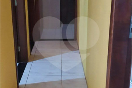 Chácara à venda com 3 quartos, sendo 1 suíte,  em Jardim Estância Brasil, Atibaia, SP