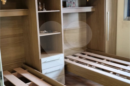 Sobrado à venda com 5 quartos em Vila Santos, São Paulo, SP