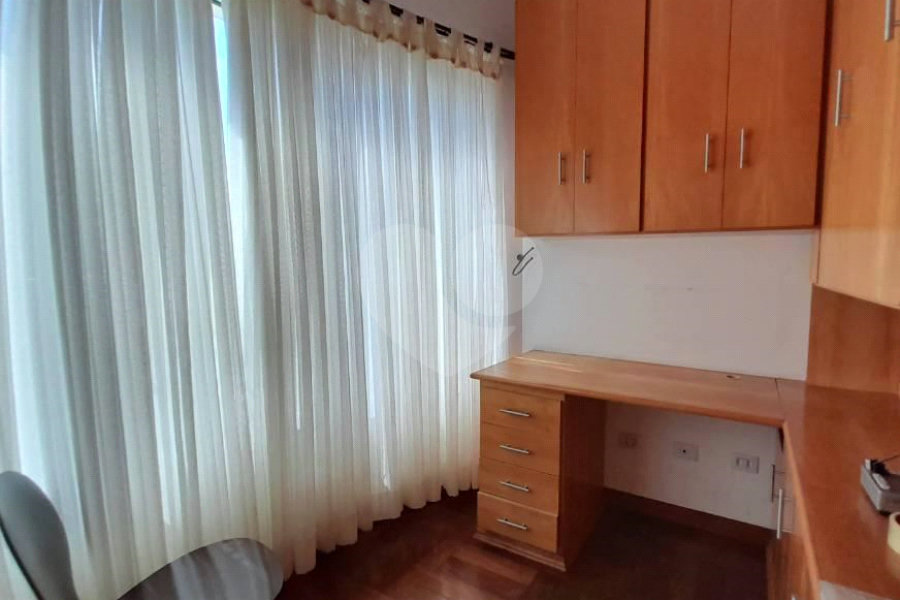 Sobrado à venda com 5 quartos em Jardim São Paulo(zona Norte), São Paulo, SP