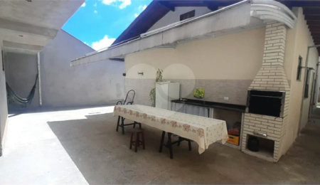 Casa à venda com 5 quartos, sendo 2 suítes,  em Jardim Campos Elísios, Poços de Caldas, MG