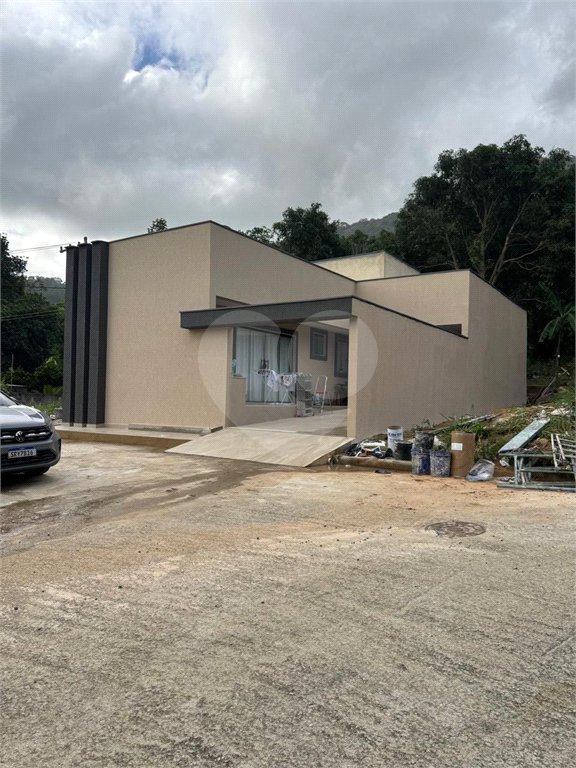 Duplex à venda com 2 quartos, sendo 1 suíte, em Campo Grande, Rio de Janeiro, RJ