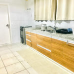 Casa à venda com 3 quartos, sendo 1 suíte, no condomínio Residencial Patrimônio do Carmo, São Roque - SP