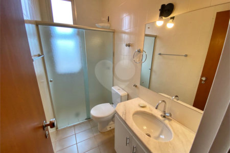 Apartamento à venda com 2 quartos, sendo 1 suíte, no Centro, Ribeirão Preto, SP