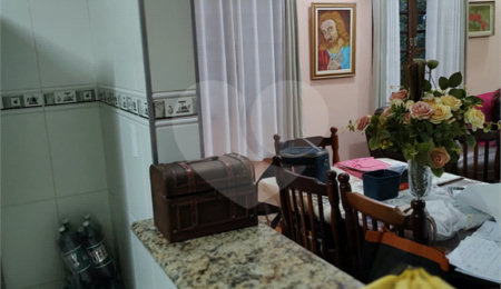 Casa à venda com 4 quartos, sendo 1 suíte, no condomínio Parque Suiça, Caieiras - SP