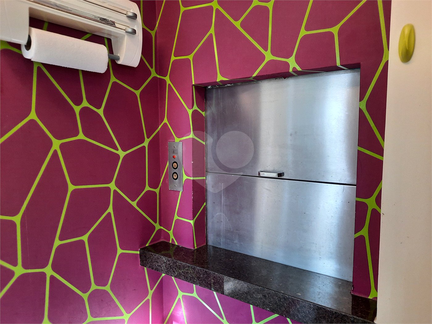 Casa à venda com 4 suítes no condomínio Las Cumbres, São Paulo - SP