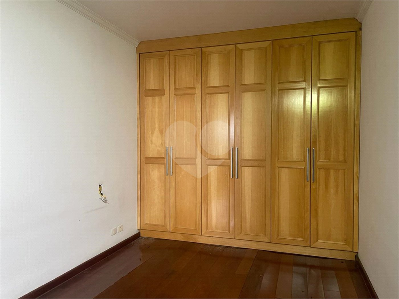 Casa de Vila à venda com 3 quartos, sendo 1 suíte, em Jardim Hípico, São Paulo, SP