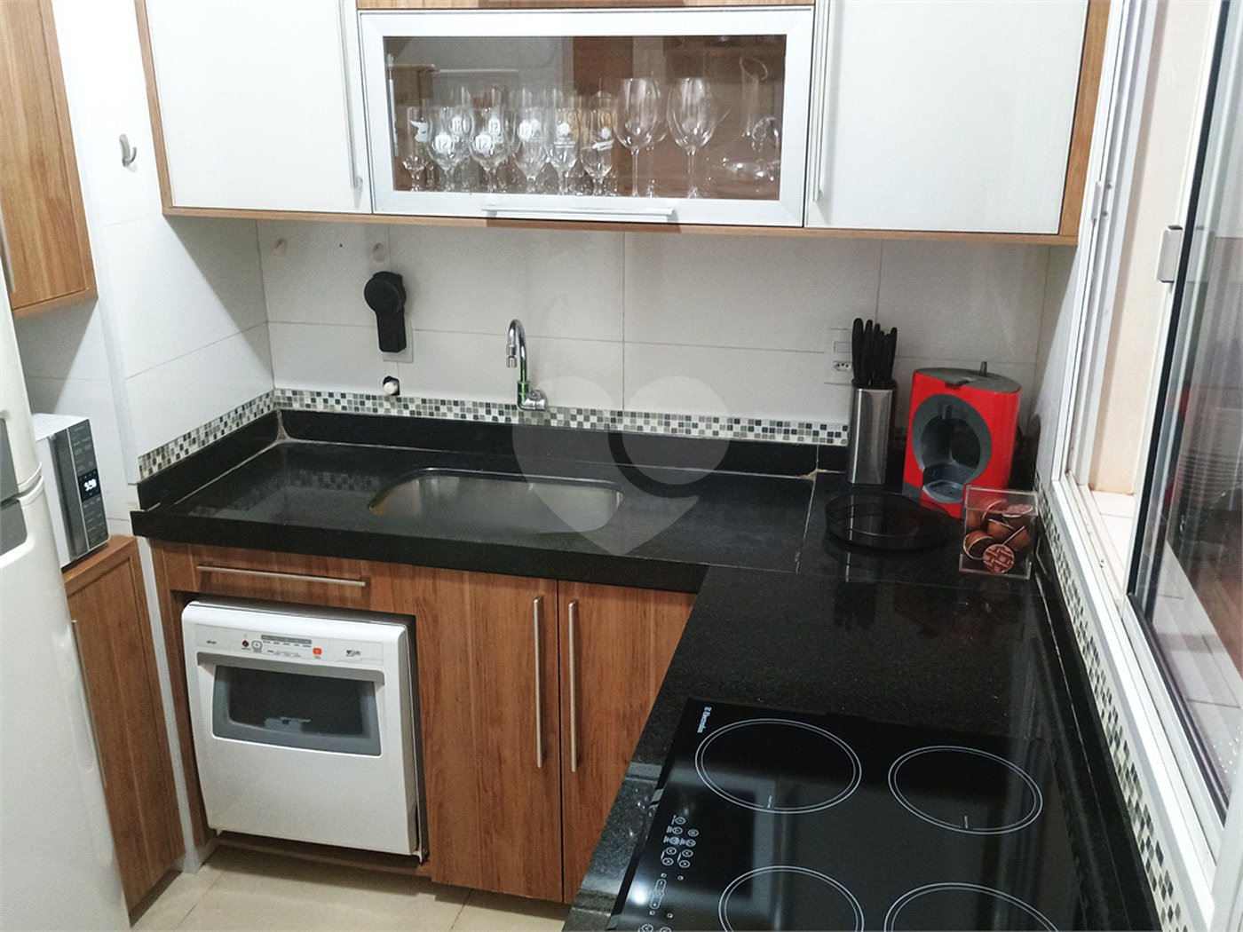 Casa à venda com 3 quartos, sendo 1 suíte, no condomínio Portal dos Pinheiros, Ribeirão Preto - SP