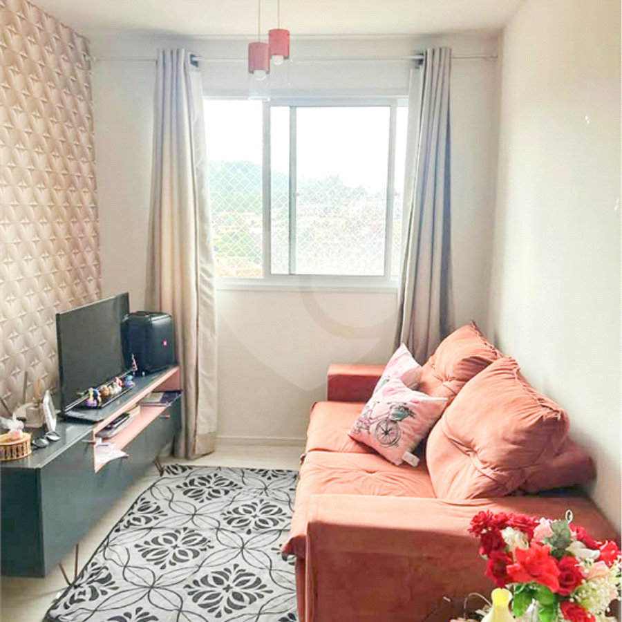Apartamento à venda com 2 quartos em Vila Zat, São Paulo, SP