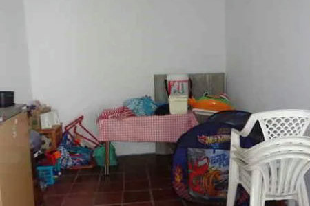 Casa à venda com 3 quartos, sendo 1 suíte, em Jardim Londrina, São Paulo, SP