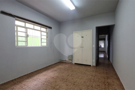 Sobrado para alugar com 3 quartos, sendo 1 suíte,  em Vila Alexandria, São Paulo, SP
