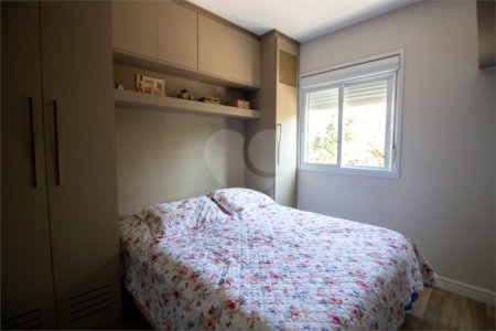 Apartamento à venda com 2 quartos, sendo 1 suíte,  no Centro, São Roque, SP