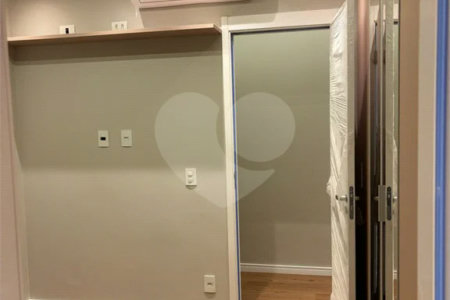 Apartamento à venda com 3 suítes em Parada Inglesa, São Paulo, SP