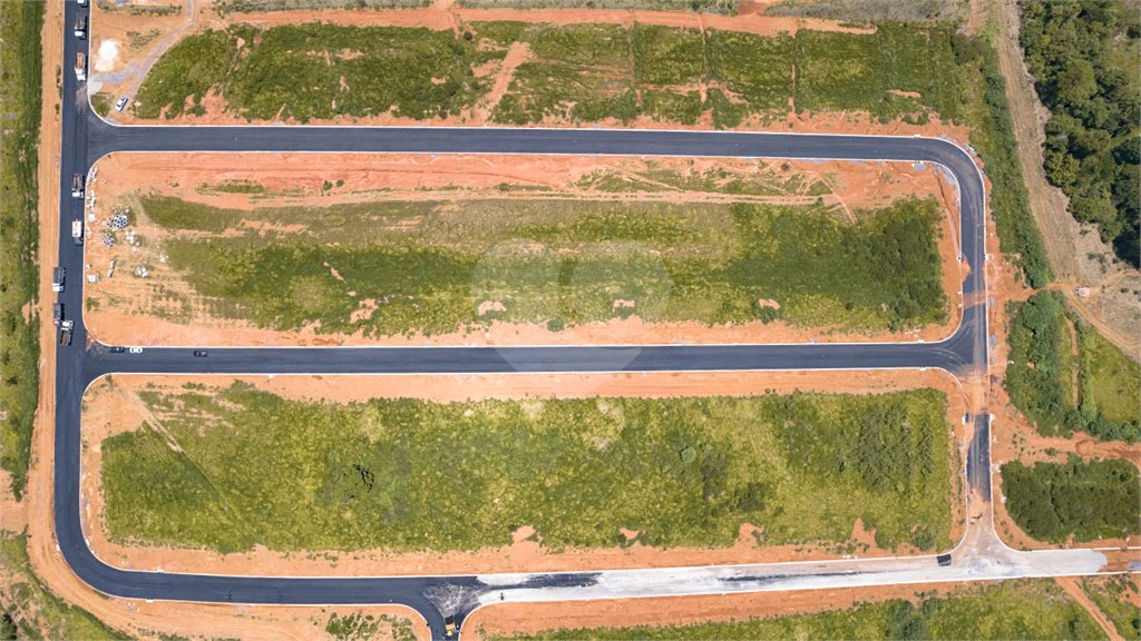 Terreno à venda no condomínio Parque Serras de Atibaia 3, Atibaia - SP