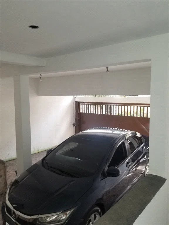 Casa à venda com 3 quartos, sendo 2 suítes, em Jardim Maria Luiza, São Paulo, SP