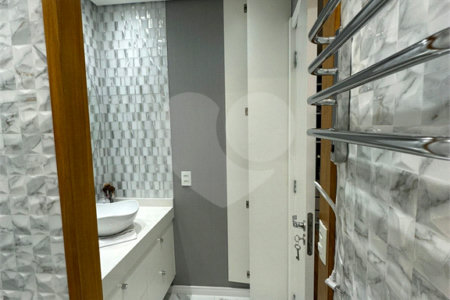 Apartamento à venda com 3 quartos, sendo 1 suíte,  em Butantã, São Paulo, SP