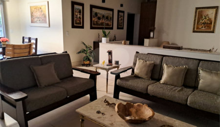 Casa à venda com 3 quartos, sendo 1 suíte,  no condomínio Estância Marambaia, Vinhedo - SP