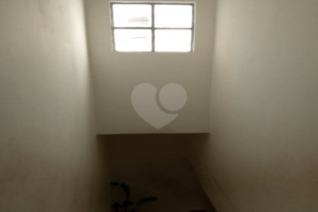 Casa à venda com 6 quartos em Vila Ipojuca, São Paulo, SP