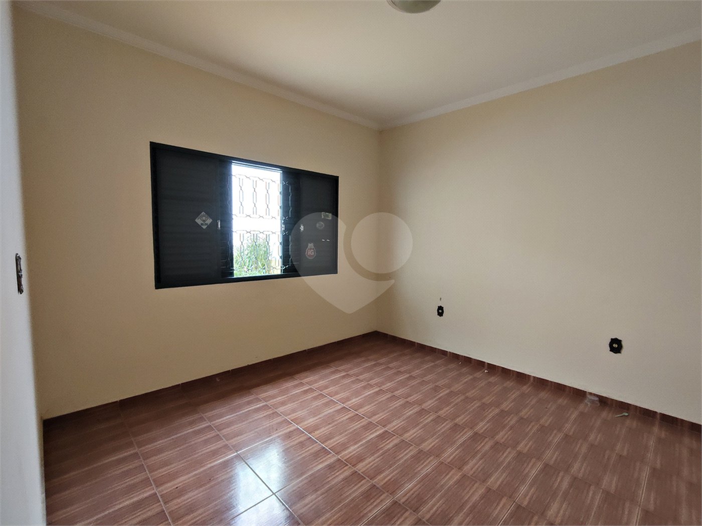 Casa para alugar com 4 quartos, sendo 1 suíte, em Vila Judite, Itapetininga, SP